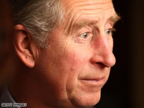 Prince Charles has reportedly sent a condolence note to the family of a couple who committed suicide in a clinic.