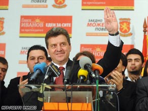Gjorge Ivanov looks set to go into a runoff vote as frontrunner for the Macedonian presidency.