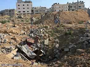 Israel says its air strikes in Gaza are aimed at stopping rocket attacks into the south of the country.