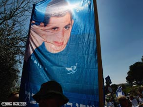 Supporters of captured Israeli soldier Gilad Shalit stage a rally in Jerusalem Tuesday.