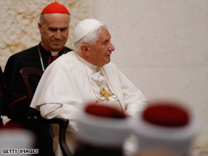 Pope Benedict XVI visits King Hussein Bin Talal mosque on Saturday.
