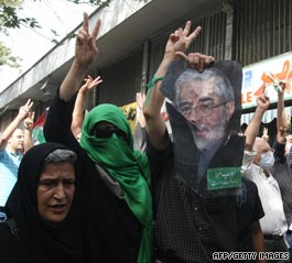 Tehran protesters chant 'death to dictator'