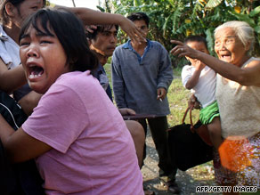 Frightened San Manuel villagers flee after rumors spread that nearby San Roque dam is in danger of collapse.