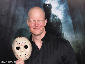 Jason from 'Friday the 13th' -- not the ideal date.