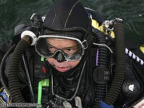 Jackie Smith diving in Lake Jocassee
