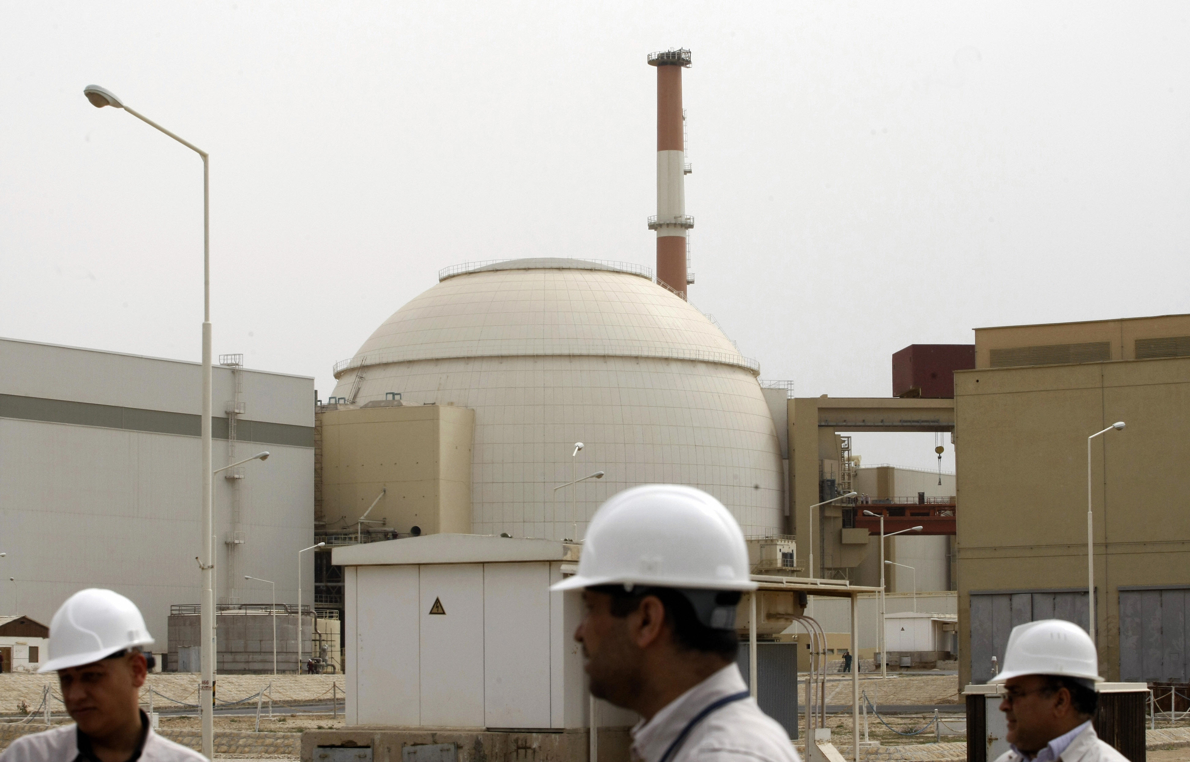 BEHROUZ MEHRI/AFP/Getty Images. The building housing the reactor of Iran's first nuclear power plant at the Iranian port town of Bushehr.