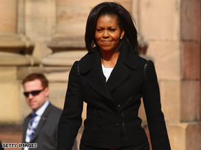 http://i2.cdn.turner.com/cnn/2009/images/04/04/art.michelleobamafrance.gi.jpg