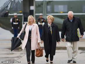 Liz Cheney joined her parents on a trip to the Middle East in March 2008.