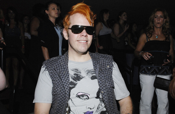 Celebrity scourge Perez Hilton answers your questions this Thursday. (PHOTO: GETTY IMAGES.)