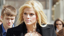 Anna Nicole judge questions case