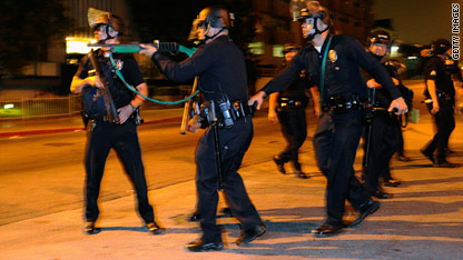 Crowd, LAPD clash over shooting