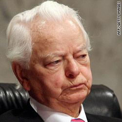 Robert Byrd, longest-serving member of Congress, dies