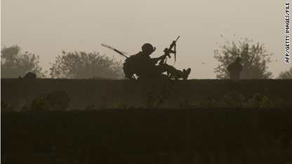 c1main.soldier.climb.afp.gi.jpg