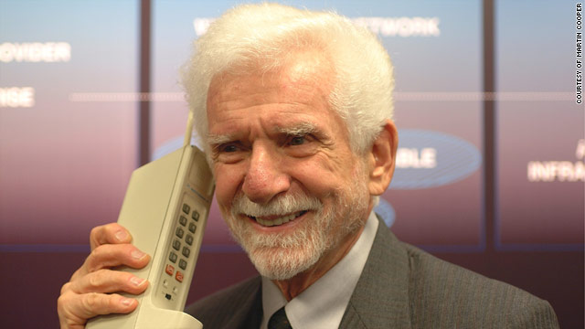 Martin Cooper speaks "Dynatack," The first commercial mobile phone appeared on the market in 1983.