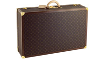8 luxury travel accessories