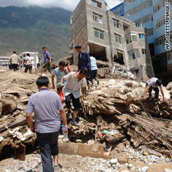 1,300 missing after landslides in China