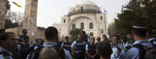 Synagogue reopening protested