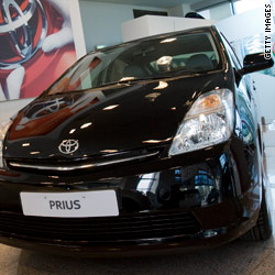 Toyota to announce Prius recall soon, source says