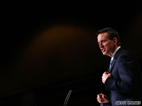 Minnesota Gov. Tim Pawlenty jokingly told conservative activists Friday that they can learn a few things from Tiger Woods' wife.