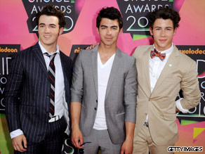 The Jonas Brothers are your Connectors of the Day.