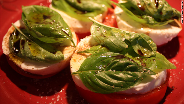 Lick the screen – Caprese salad