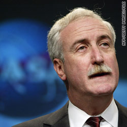 http://i2.cdn.turner.com/cnn/2010/images/08/10/t1main.okeefe.gi.jpg