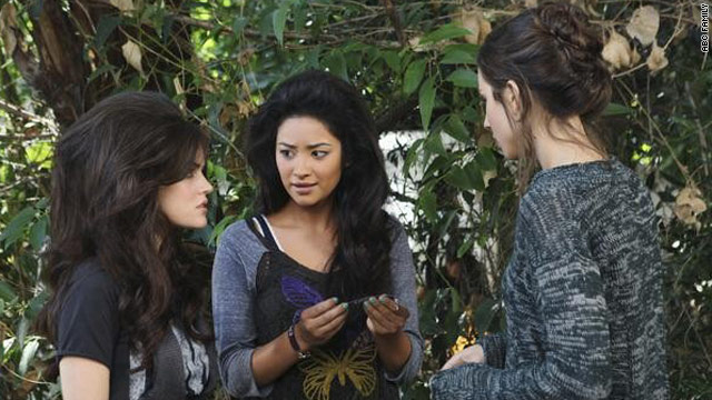 'Pretty Little Liars' ends with a... crash