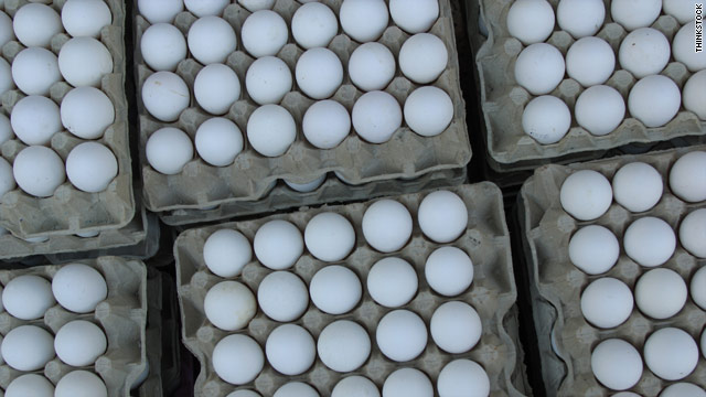 Farm linked to salmonella outbreak OK'ed by FDA to sell eggs again