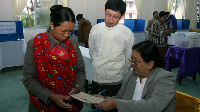 Myanmar votes for first time in 20 years