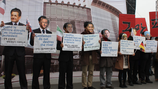 Images of Seoul: The leaders protest