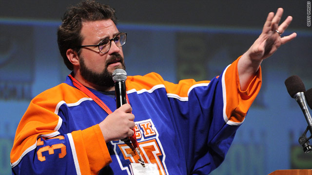 Another bad flight for director Kevin Smith