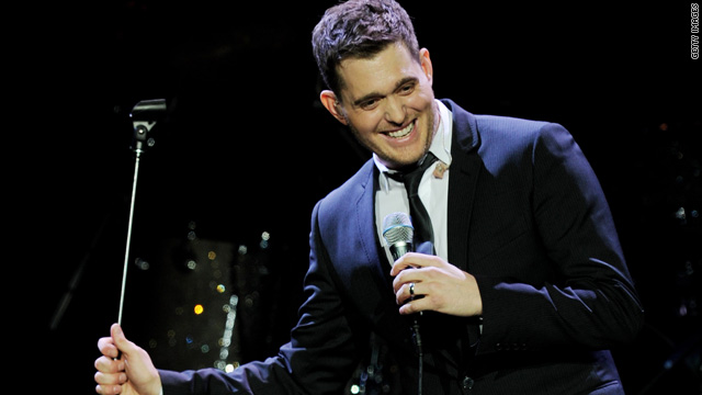 Mom stops Bublé show to give her kid the spotlight