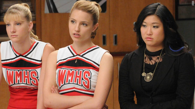 'Glee' production paused due to illness