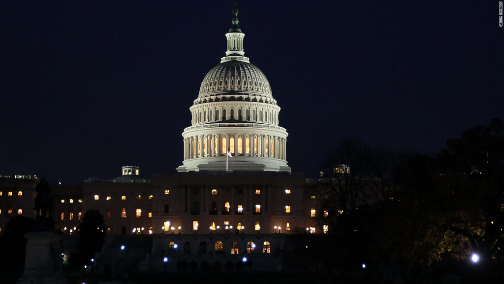 Tax deal clears key Senate hurdle