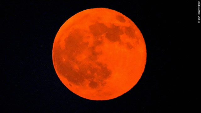 Strangers in the night: LUNAR ECLIPSE, solstice meet again – This ...