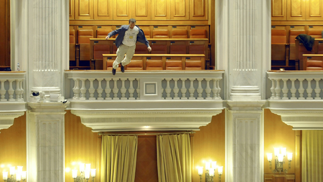 Gotta watch: parliament plunge; granny robber; surfing Santa; seismic state