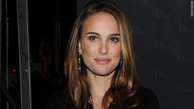 Natalie Portman is pregnant and engaged