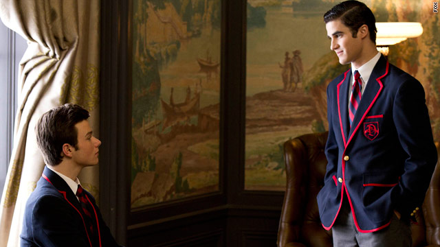 Valentine's Day heats things up on 'Glee'