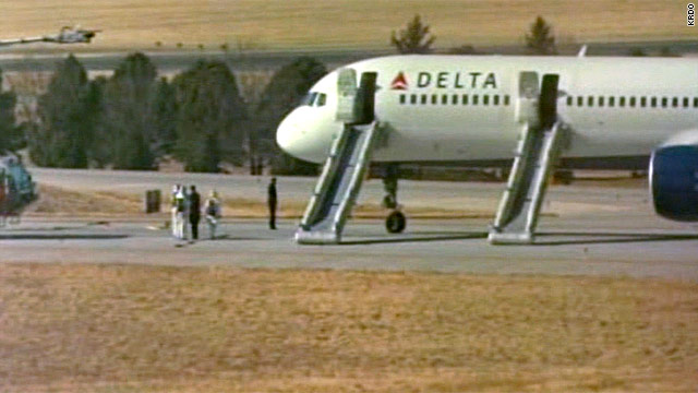 Delta flight makes emergency landing