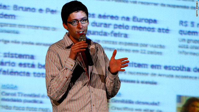 Stefan Weitz, Bing's director, says Microsoft has moved most of Twitter's integration to its News section.