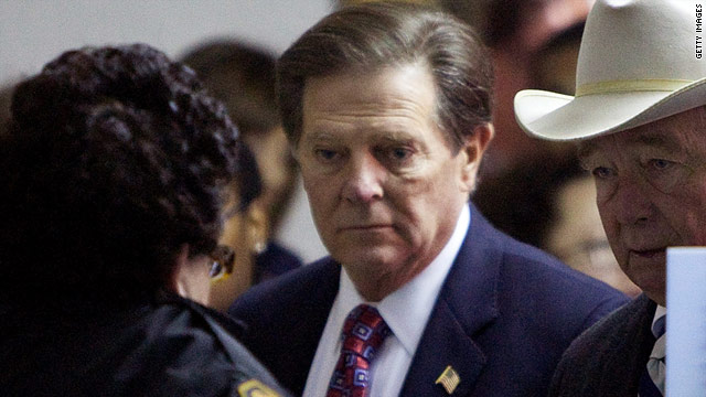 Judge: Tom DeLay to serve 3 years in prison