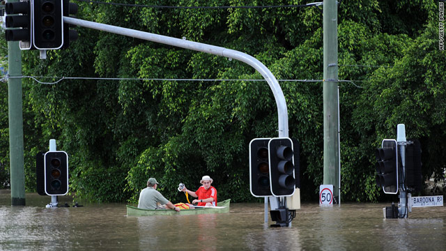Tense waiting game for Brisbane residents as water levels rise