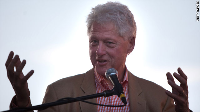 Bill Clinton to Chicago Tuesday