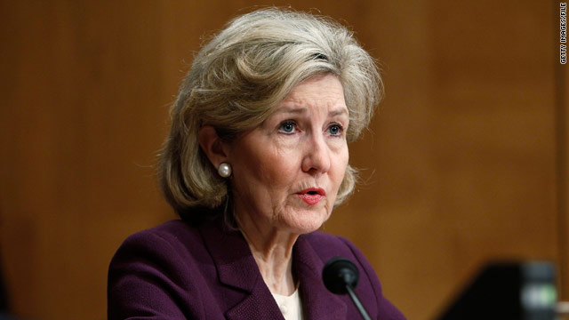 Hutchison won't seek reelection in 2012