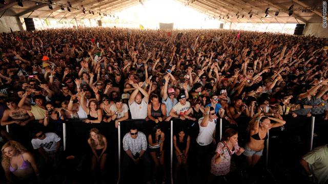 Arcade Fire, Kanye West to play Coachella