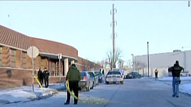4 shot in Detroit police precinct; suspect dead