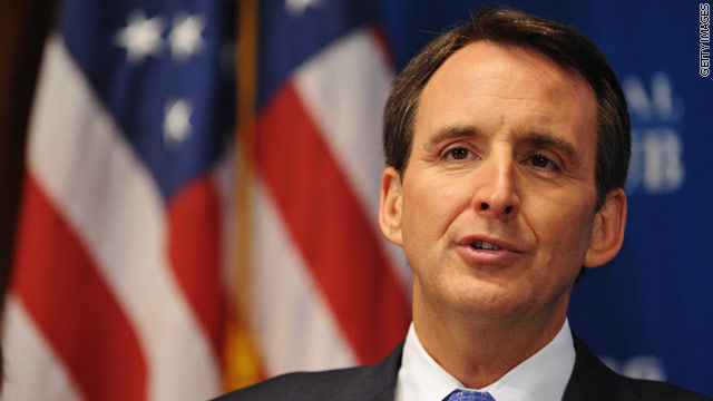 Pawlenty book tour hits New Hampshire