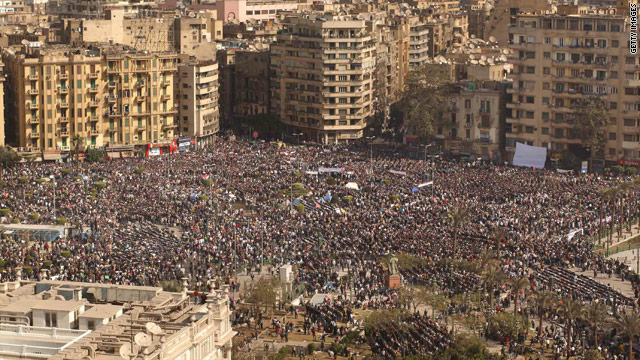 Updates from Egypt: Cairo square packed; Amr Moussa ready to 'serve the people'