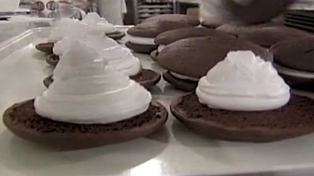 Gotta Watch: Whoopie pie dispute; candy caper; extreme skiing
