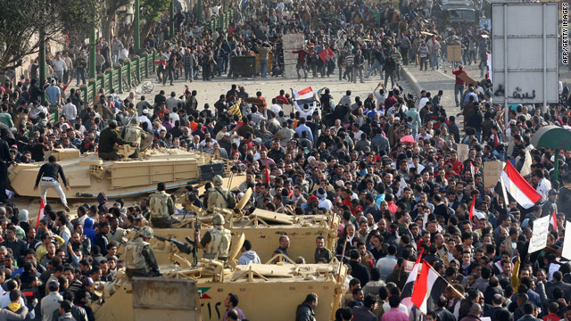 Reporter overlooking Cairo melee: Sounds 'like a castle siege'